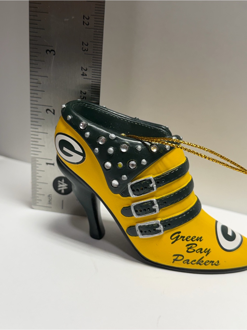 2011 Bradford Exchange Green Bay Packers “Triple Threat” Stiletto Shoe Ornament - Picture 7 of 8
